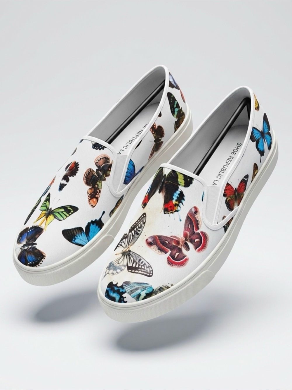 Slip-On Butterfly Print Canvas Sneakers - White Multicolor